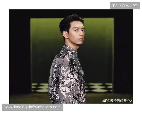 李现与国足球员聚餐,明星与体育的完美碰撞 李现与国足球员聚餐,明星与体育的完美碰撞