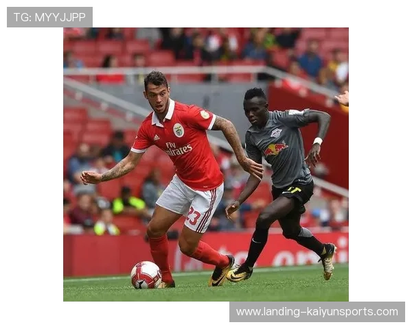 本菲卡教练治军有方，球队士气回升