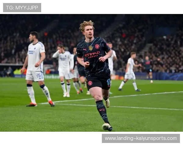 德布劳内长传制导助攻福登，曼城15分钟内完成闪击两球