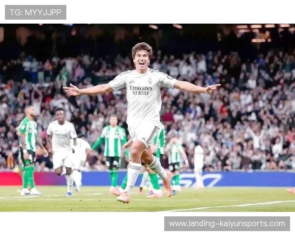 贡萨洛帽子戏法锁胜