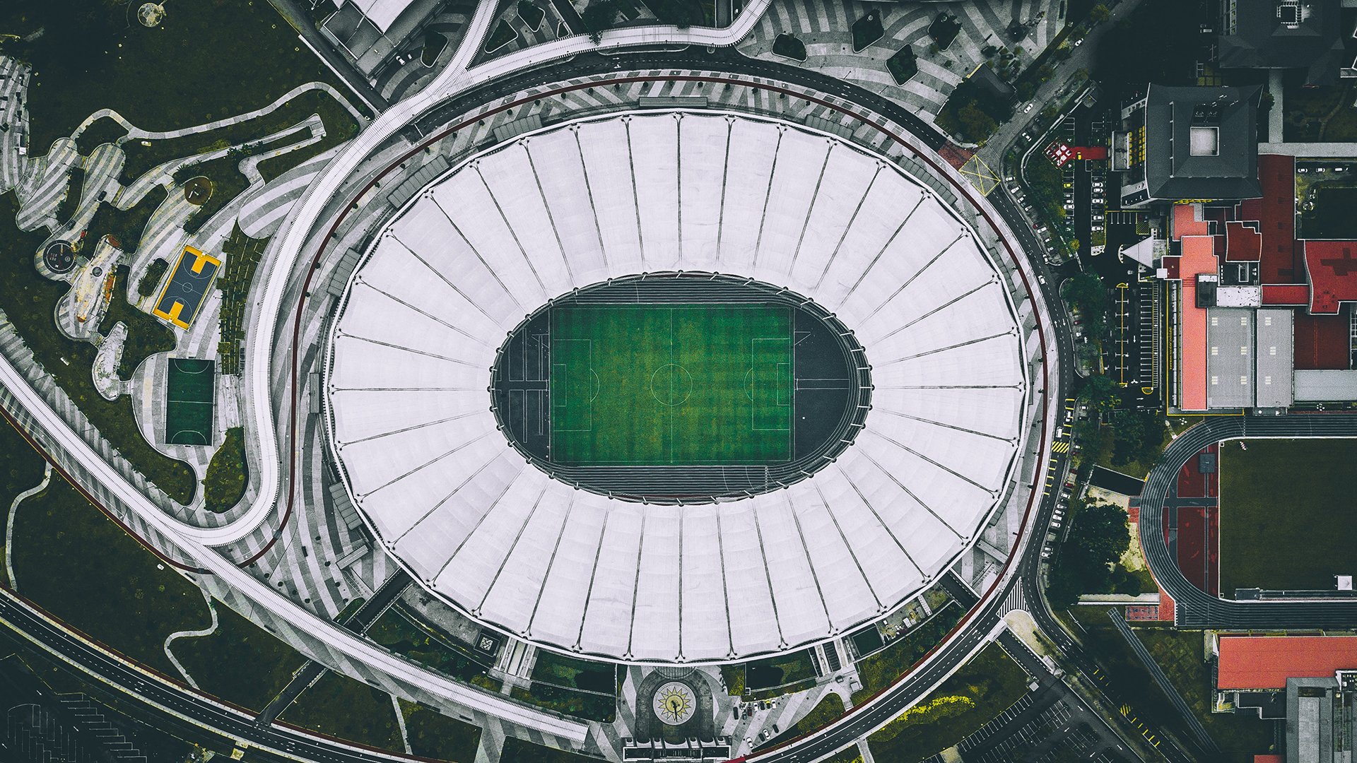 2026 世界杯吉祥物周边在北美市场销量爆火，足球热潮正席卷全球。